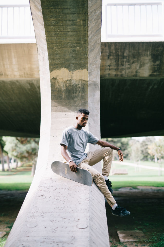 sesión fotográfica con modelo skater en valencia