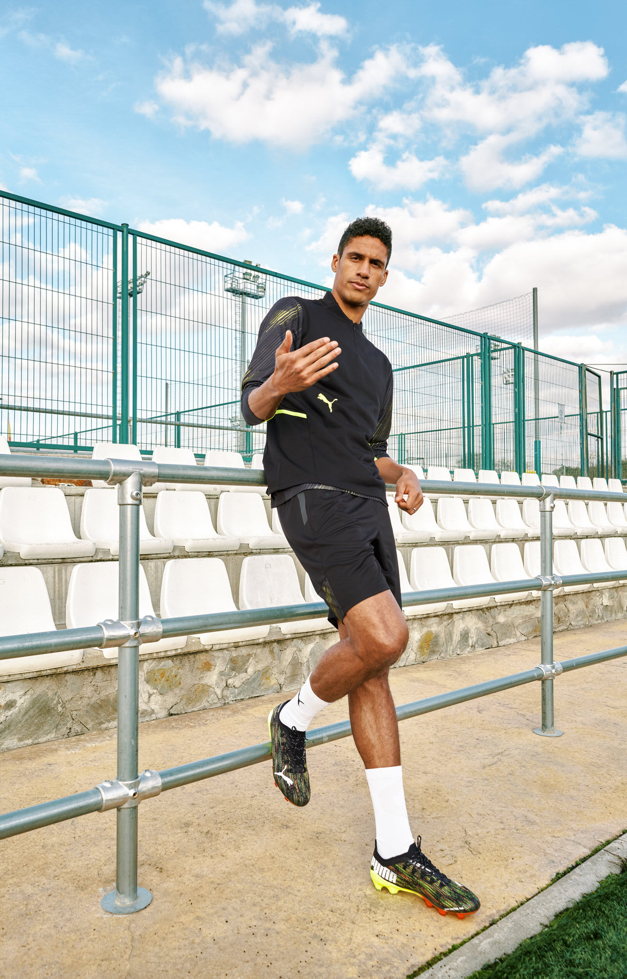 Raphael-Varane-football-player-soccer-01